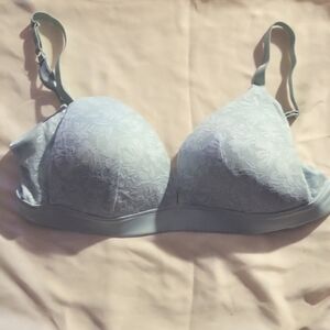 38 C Auden lightly lined wireless bra